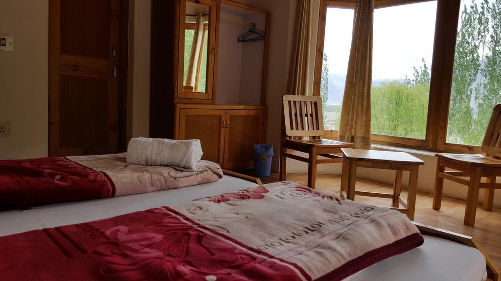 Yourdum Guest House Hundar Exteriér fotografie